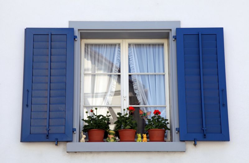 Painting of outdoor shutters and window frames